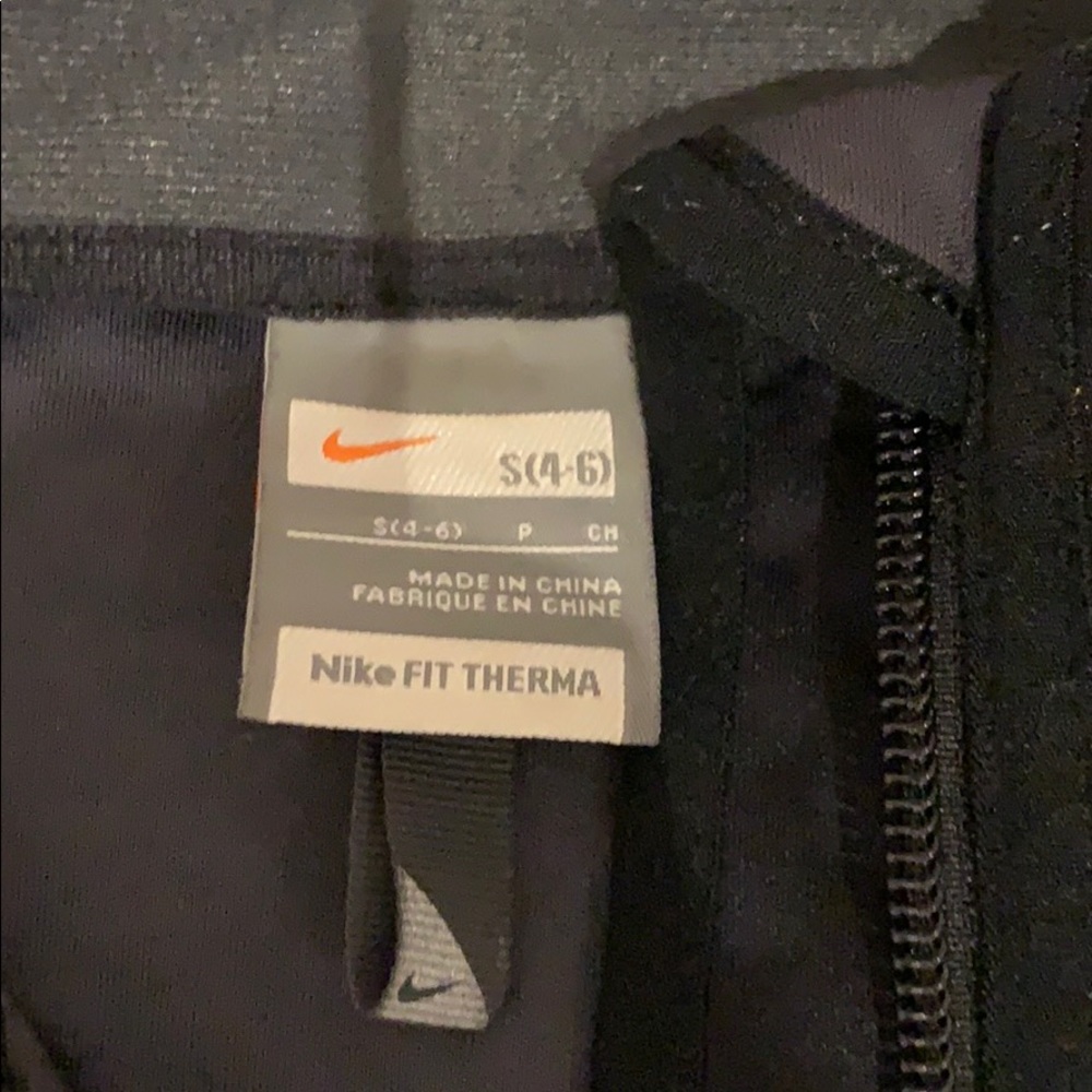 Nike jacket - Picture 2 of 7